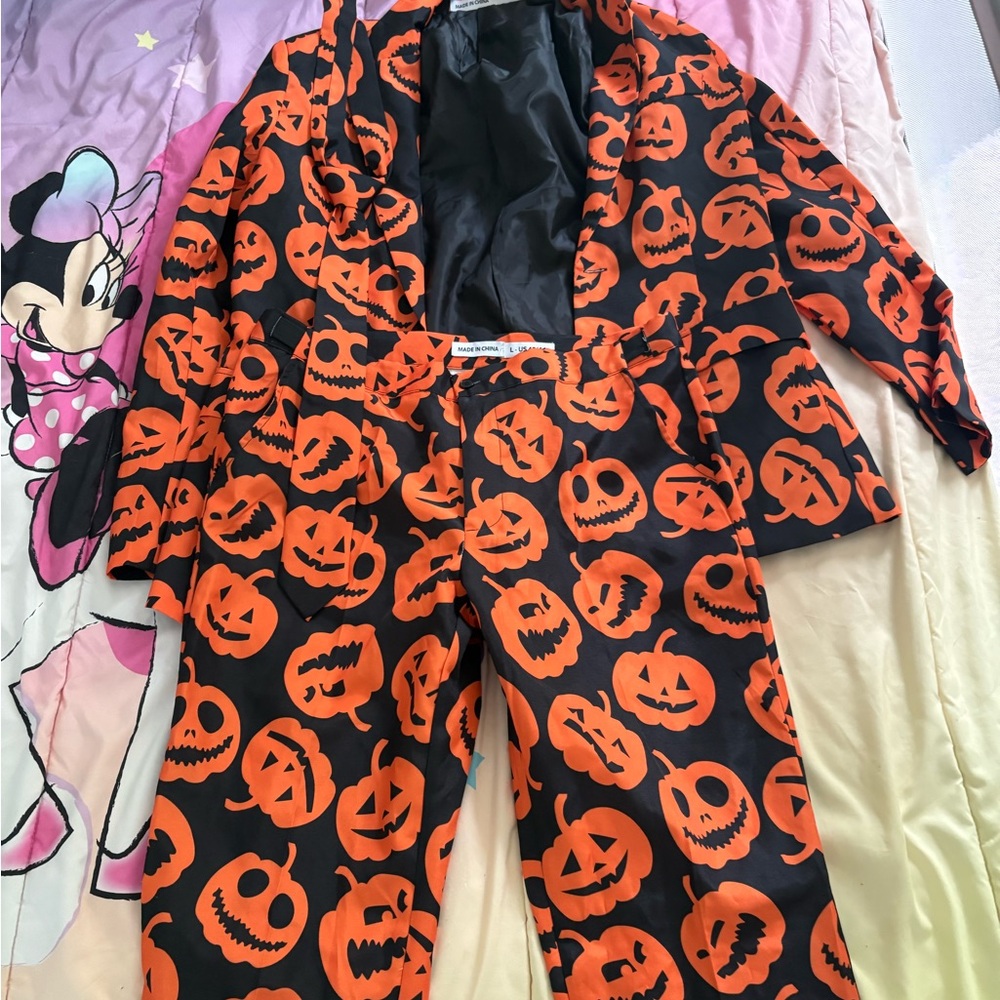 Men's Halloween Jack-O'-Lantern Suit - Black and Orange